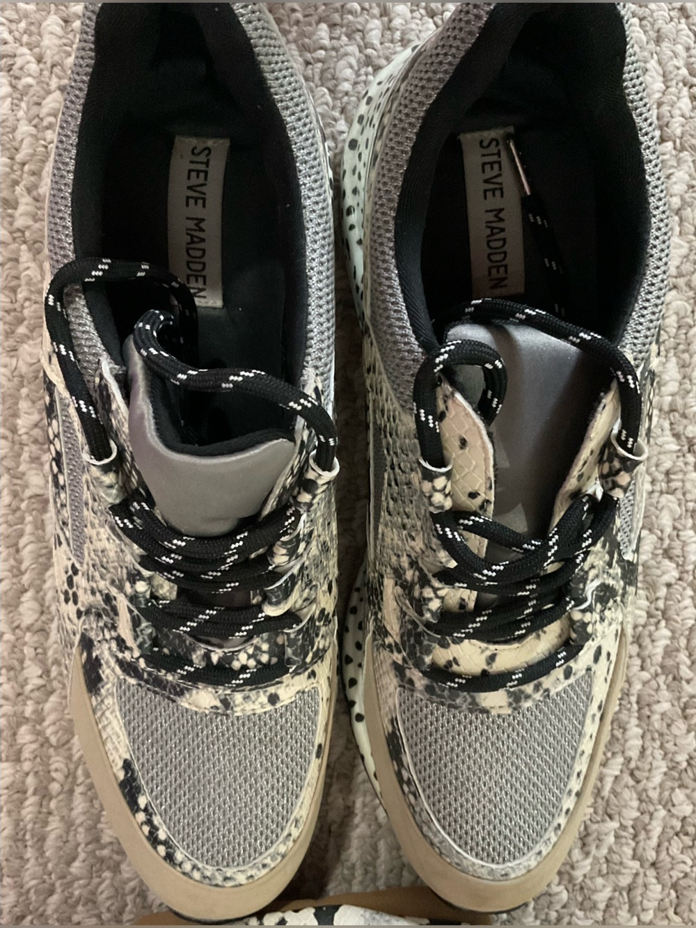 Steve Madden Snake-Print Lace-Up Sneakers and matching Fanny Pack - Picture 4 of 10